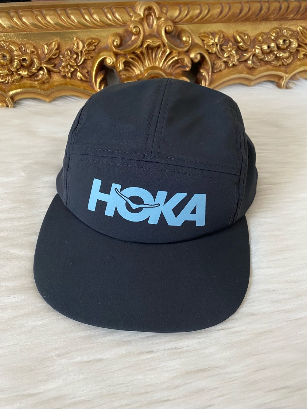Hoka One One Time To Fly Run Adjustable Hat
